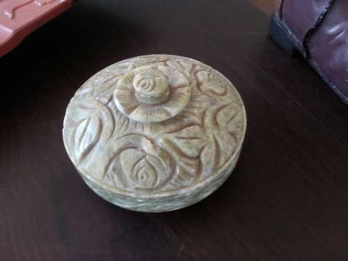 SMALL STONE CONTAINER