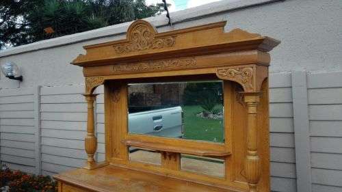 AMAZING SOLID OAK HAND CARVED SIDE BOARD FANTASTIC PIECE OF HISTORY