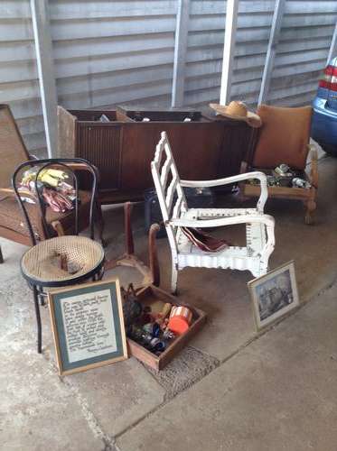 Furniture ,radio , bric-Ã -brac , suit case   Job lot
