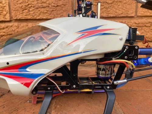 IMAX 450 class Helicopter in alimunim carry case