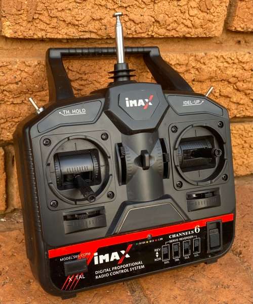 IMAX 450 class Helicopter in alimunim carry case