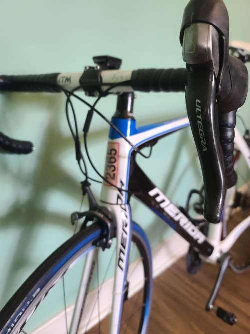 Clearance: Merida 907 Carbon Road Bike