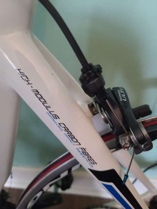 Clearance: Merida 907 Carbon Road Bike