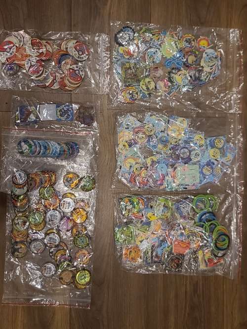 Clearance: Lot of Tazos (mixed and duplicates)