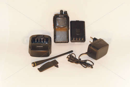 Baofeng V6 Walkie Talkie 3