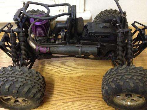 Savage X 1/8 Scale Nitro Powered RC Car