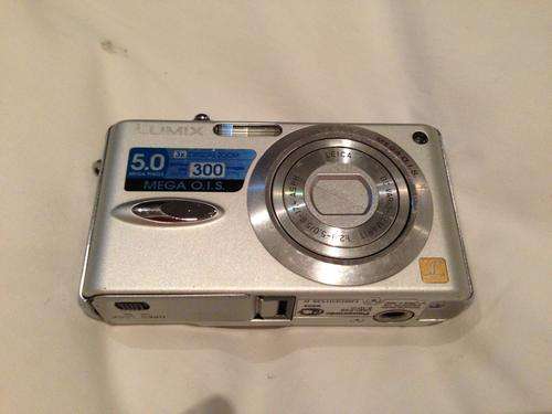 Panasonic Lumix Mega O.I.S