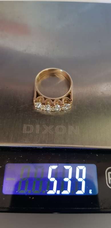 Stunning 1.2ct diamond ring set in 18ct gold