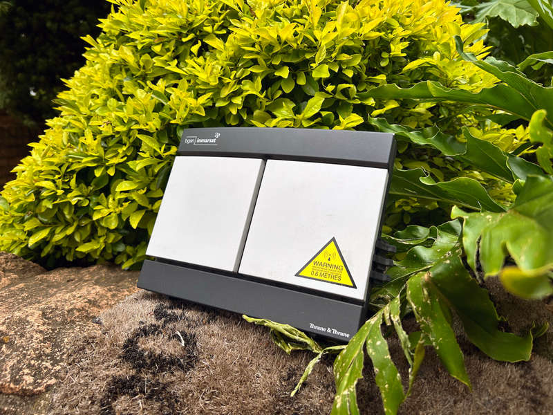 Thrane Explorer 300 Inmarsat BGAN Terminal