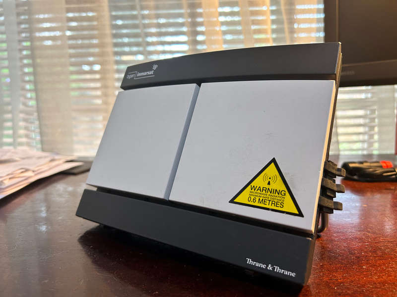 Thrane Explorer 300 Inmarsat BGAN Terminal