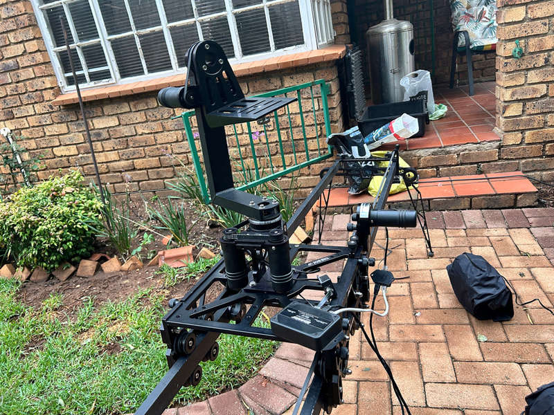 Kessler Crane Shuttle Pod System with Revolution Pan Tilt Head - Camera Dolly // Slider