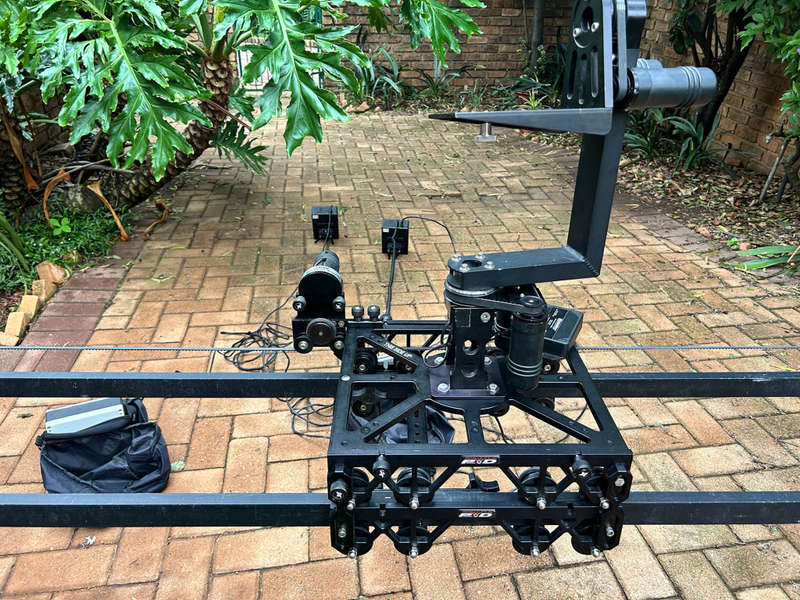Kessler Crane Shuttle Pod System with Revolution Pan Tilt Head - Camera Dolly // Slider