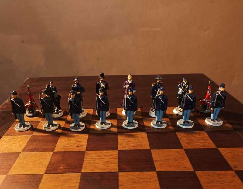 Stunning American Civil War hand painter pewter chess set