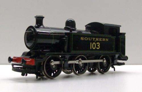 Hornby R157 - SR Class E2 Loco 'Black Livery'