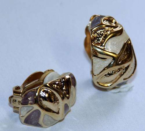 Vintage clip on earrings