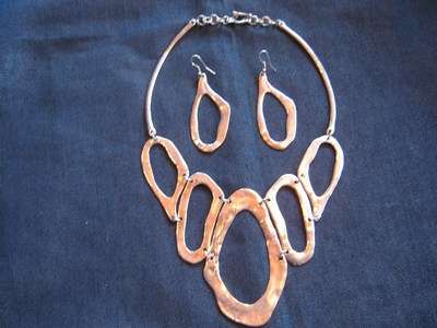 A very unusual Necklace with matching Earrings