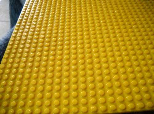 LEGO PLATE