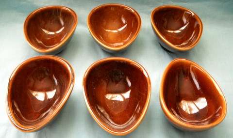 SIX PUDDING BOWLS