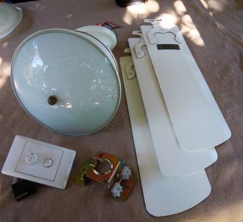 Airflow 3 blade fan with light and 3 speed controller switch
