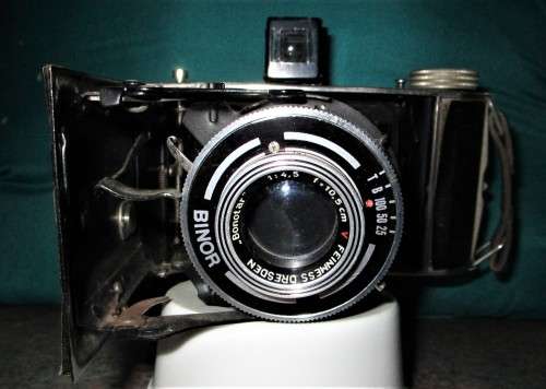 Vintage folding camera Beier