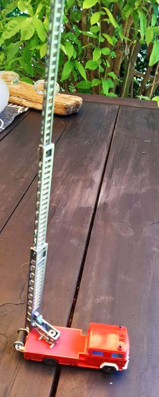 Fire trucks 3, hO Wiking, Preisser, swivel ladder with rescue basket.