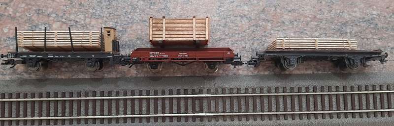 Fleischmann and Marklin hO wood train 1, 3 wagons.