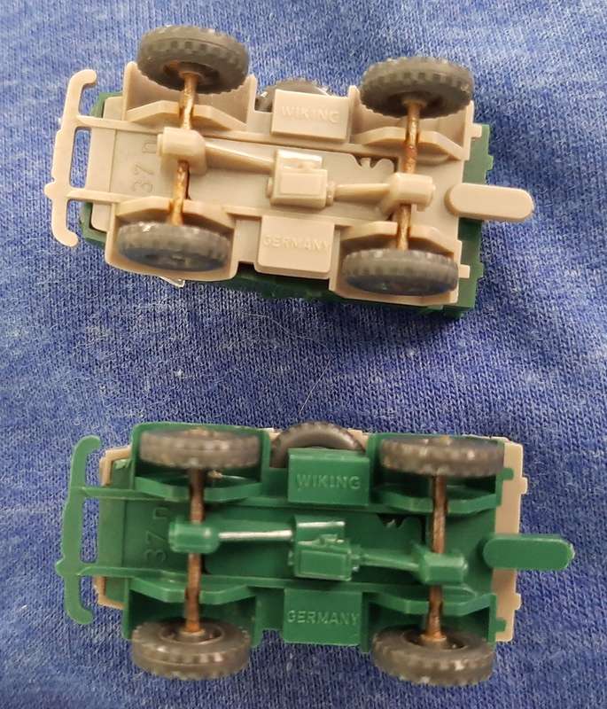 Wiking hO, MB unimog 2x with driver, collector`s item.