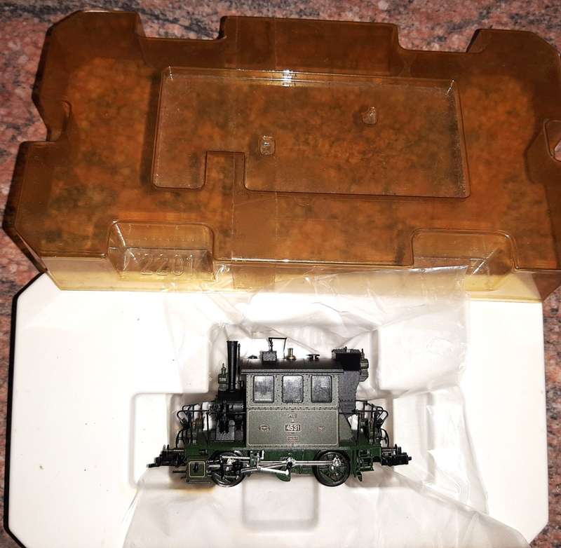 Trix hO Glaskasten, modell no. 22410, rare item in top condition