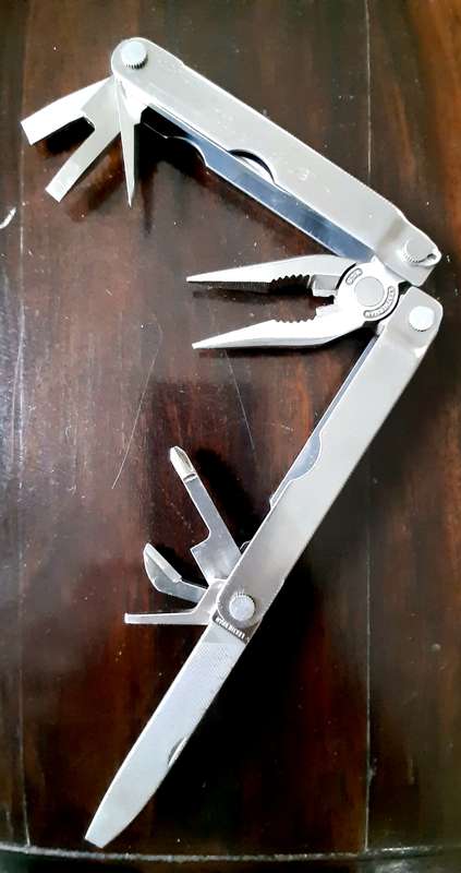 Leatherman LM832518 Heritage PST Multi-tool number 0997 with leather pouch, like new