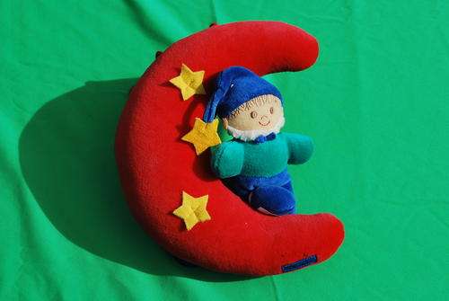 Sternthaler Musical Man in the Moon - plays lullaby