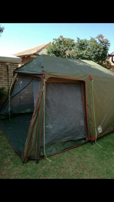 Camp Master Lagoona Diner 5 tent. 5 Person tent. Excellent condition