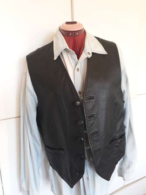 Mens Vintage Castillian Leather Waist coat.  size M - L