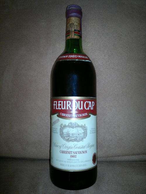 Fleur Du Cap Cabernet Sauvignon 1982. VINTAGED  WINE COLLECTORS ITEM