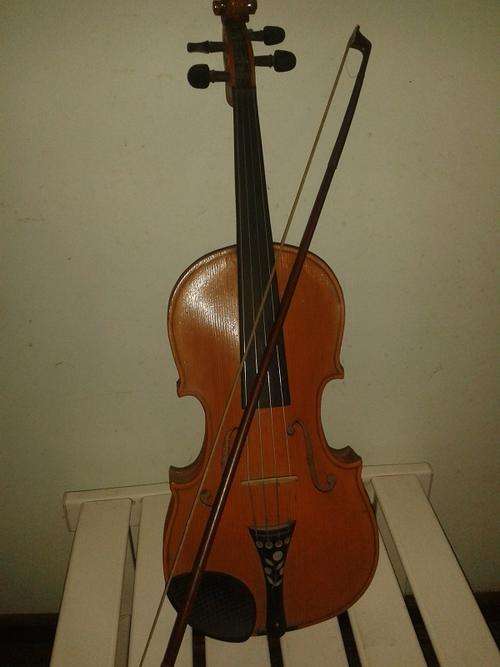 ANTONIUS STRADIVARIUS REPLICA VIOLIN 1713