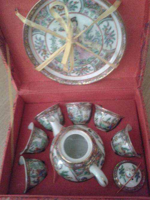 CHINESE TEA SET