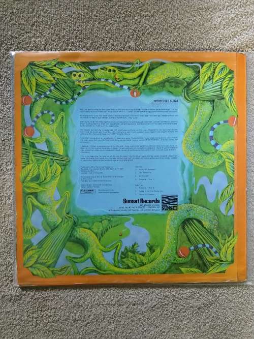 Hawkwind - UK - 1975 - Sleeve VG+ LP VG+