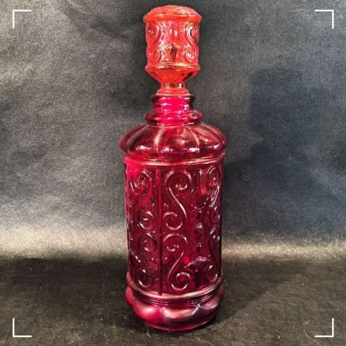 Vintage Retro Red Italian Decanter (320mm Tall)