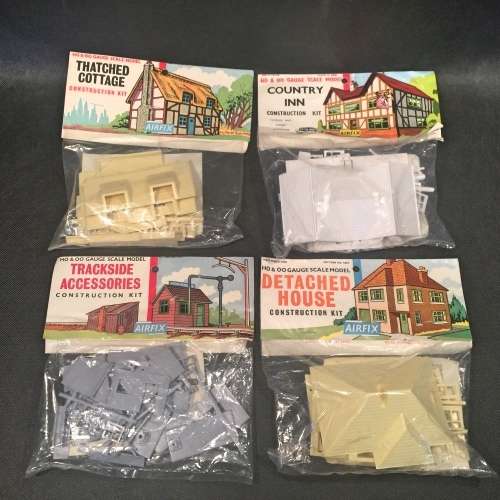 Six Rare Airfix HO Scale Model Houses (Complete - Bid for all)