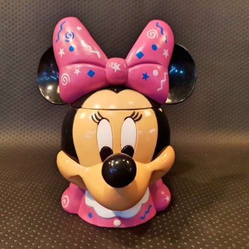 Hard Plastic Minnie Mouse Mug and Flip-top Lid