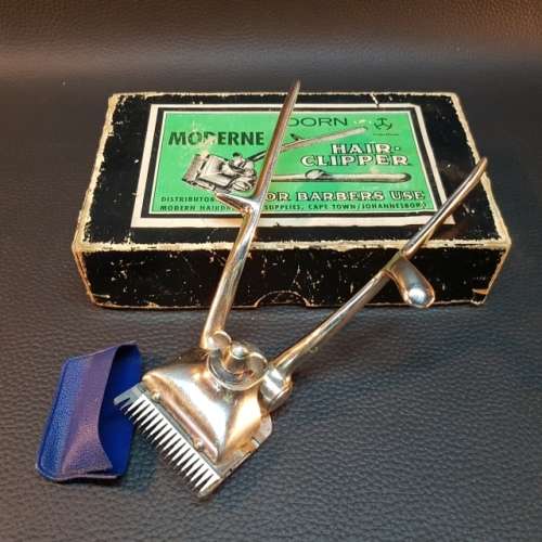 Rare Vintage Barber Hand Clippers in Original Box!!!