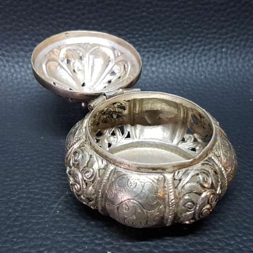 Rare!!! Highly Decorative Sterling Silver Trinket Box!!! (74.2g)