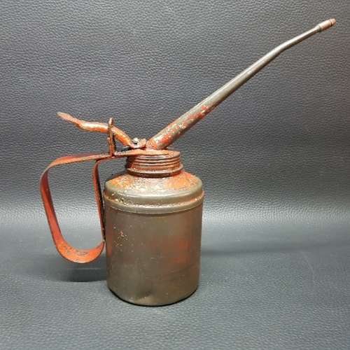 Old Vintage Metal Oil Tin