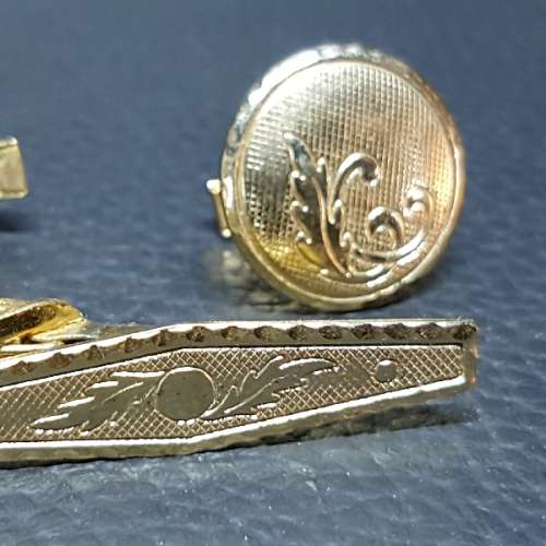 RARE Collectible Vintage Gold Plated Cufflinks and Tie Clip!!!