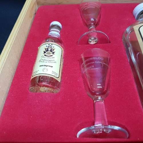 RARE Willem Prinsloo Mampoer Collector's Wood Boxed Edition (Full)