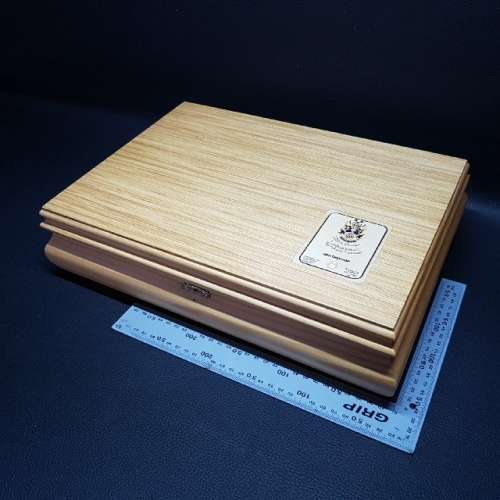 RARE Willem Prinsloo Mampoer Collector's Wood Boxed Edition (Full)