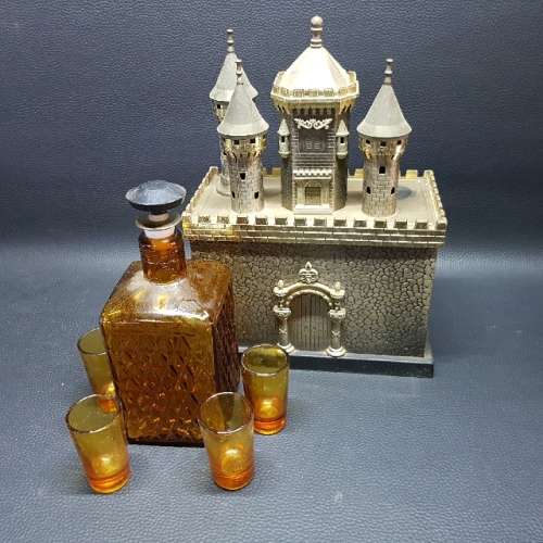 RARE!!! Brass Castle Themed Music Liqueur Decanter and Glass Box!!! (Working)