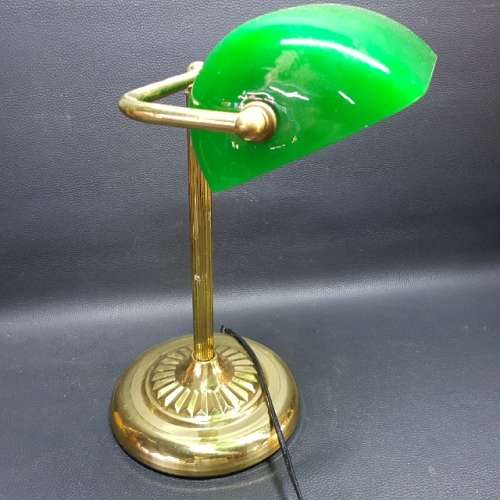 Vintage Styled Brass and Green Glass Bankers Lamp (Working)