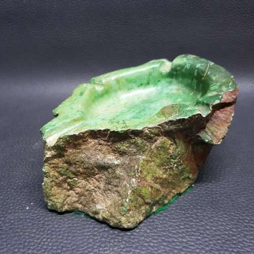 Large Malachite Polished ashtray!!!