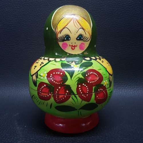 Detailed Hand Painted 5 Level Russian Nesting Doll!!!
