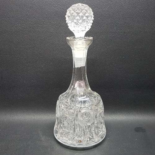 Highly Decorative Cut Chrystal Decanter